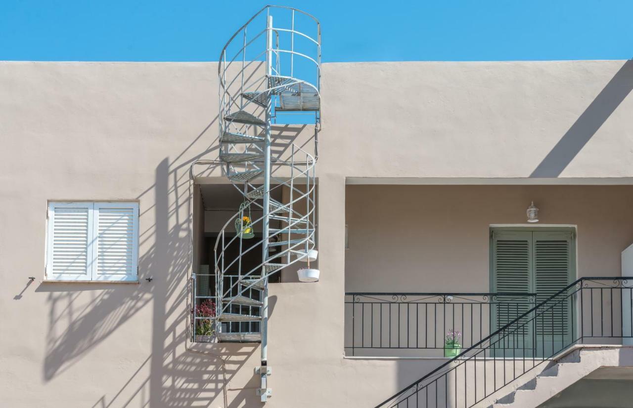 Kallas Apartments لاغاناس المظهر الخارجي الصورة